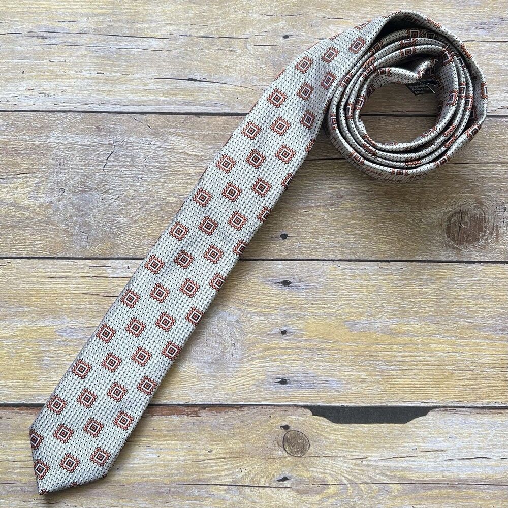 Adolfo Mens Necktie Brown Tan Geometric Square Pattern Silk Blend Classic Tie